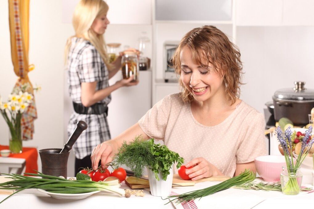 Girl eats vegetables on a lazy diet